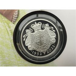 Five The Royal Mint Royal Mail silver proof coin covers, comprising 2021 'HG Wells' with two pounds, 2021 'HM The Queen's 95th Birthday' with five pounds, 2022 'Her Majesty The Queen's Platinum Jubilee 70 Years' with five pounds, 2022 'Her Majesty The Queen's Platinum Jubilee 70 Years' with fifty pence and 2022 '150 Years of The FA Cup' with two pounds, all in Royal Mail card boxes