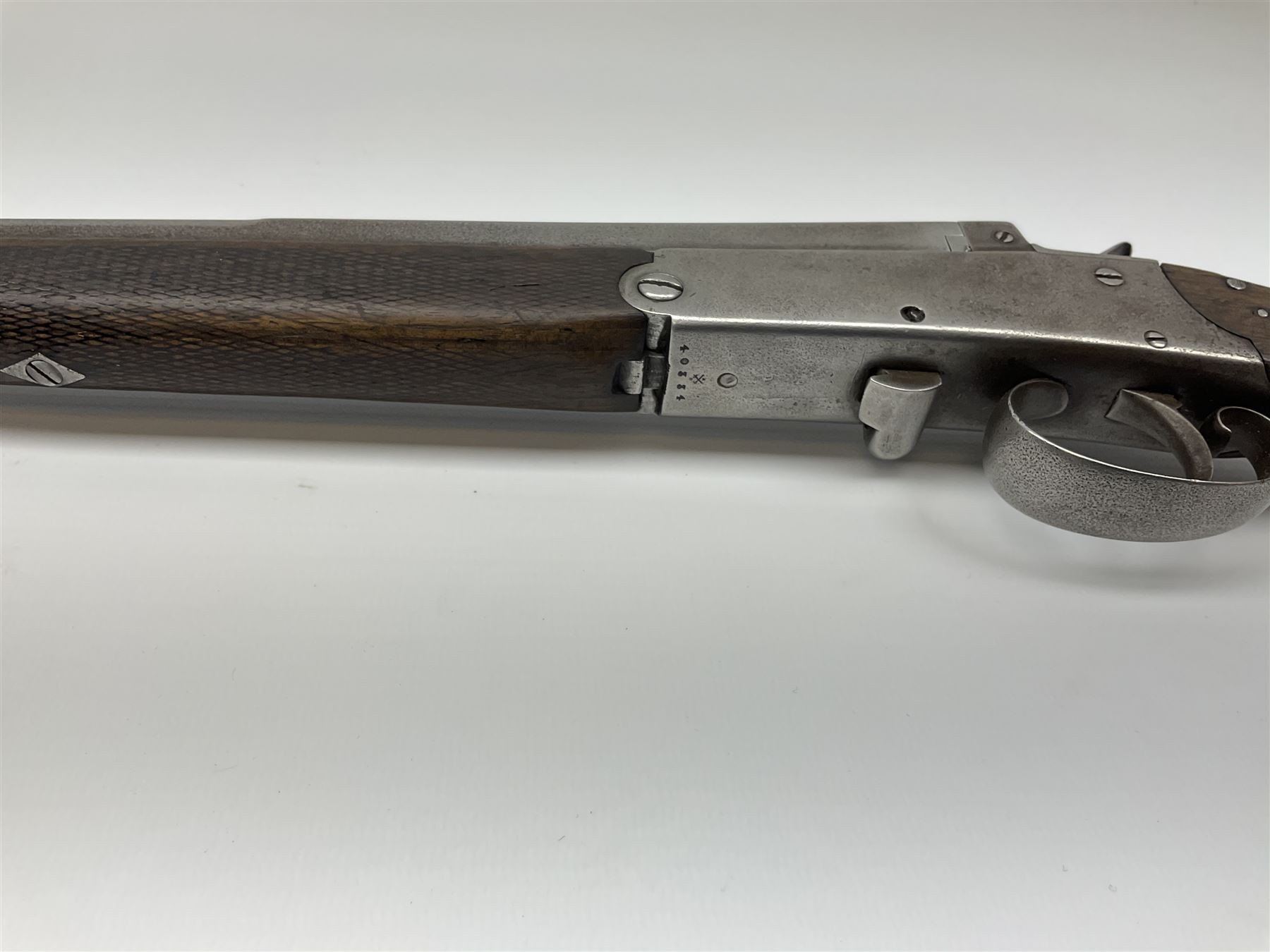 W. Horton 98 Buchanan Street Glasgow 20-bore single barrel centre hammer sporting gun, 71cm octagonal to round barrel with side lever opening, walnut stock with chequered grip and fore-end and steel butt plate, serial no.40334, L110cm SHOTGUN CERTIFICATE REQUIRED