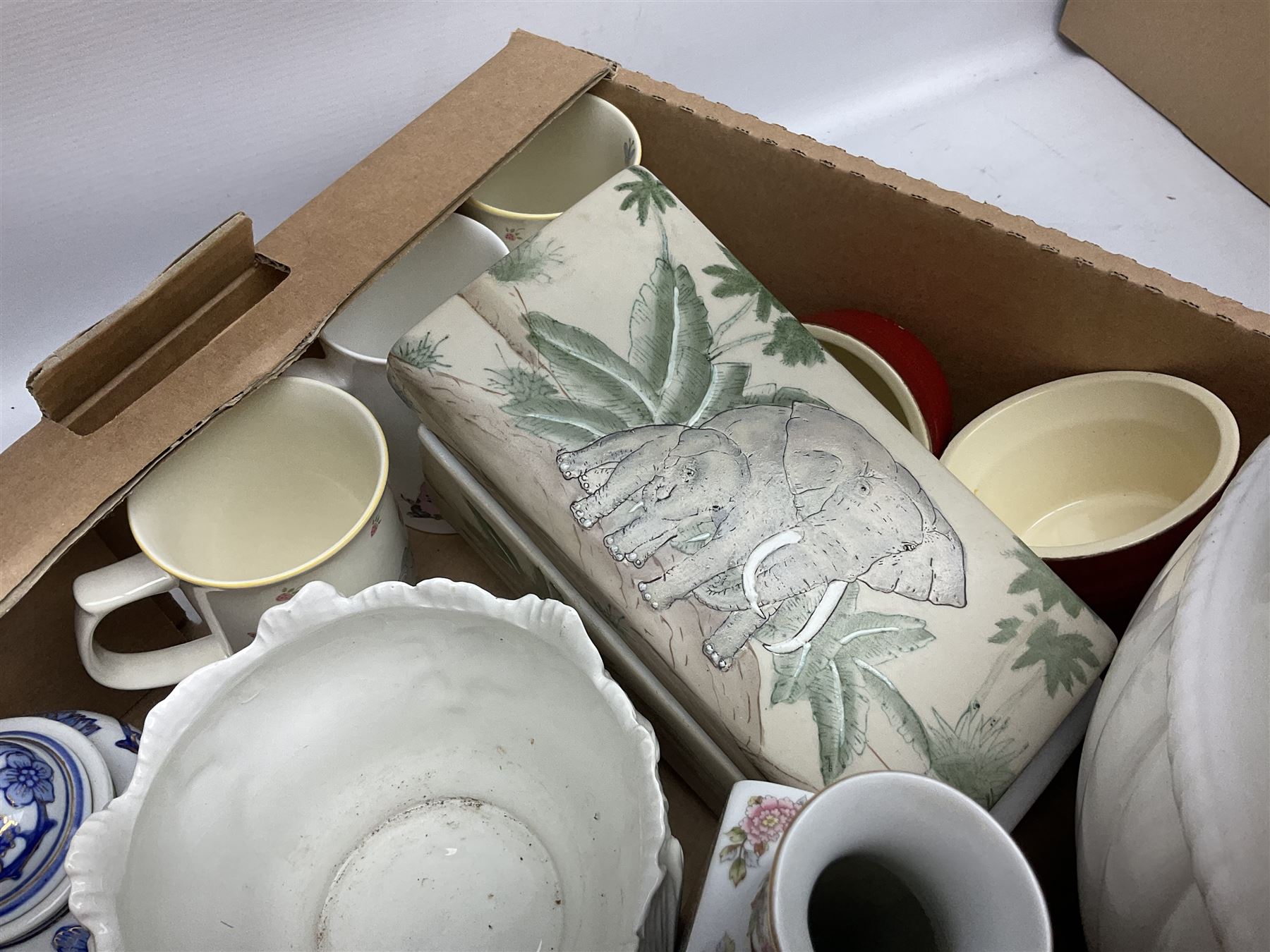 Doulton Lambeth Slaters vase of baluster form decorated with flowers, Chinese ginger jar in the form of a pumpkin, three Le Creuset red ramekins, Hornsea, Paragon Athena pattern tea wares, jardinière and other ceramics in two boxes 