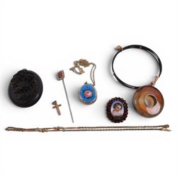 Victorian and later jewellery, including elephant hair bracelet with 9ct gold mounts, carv...