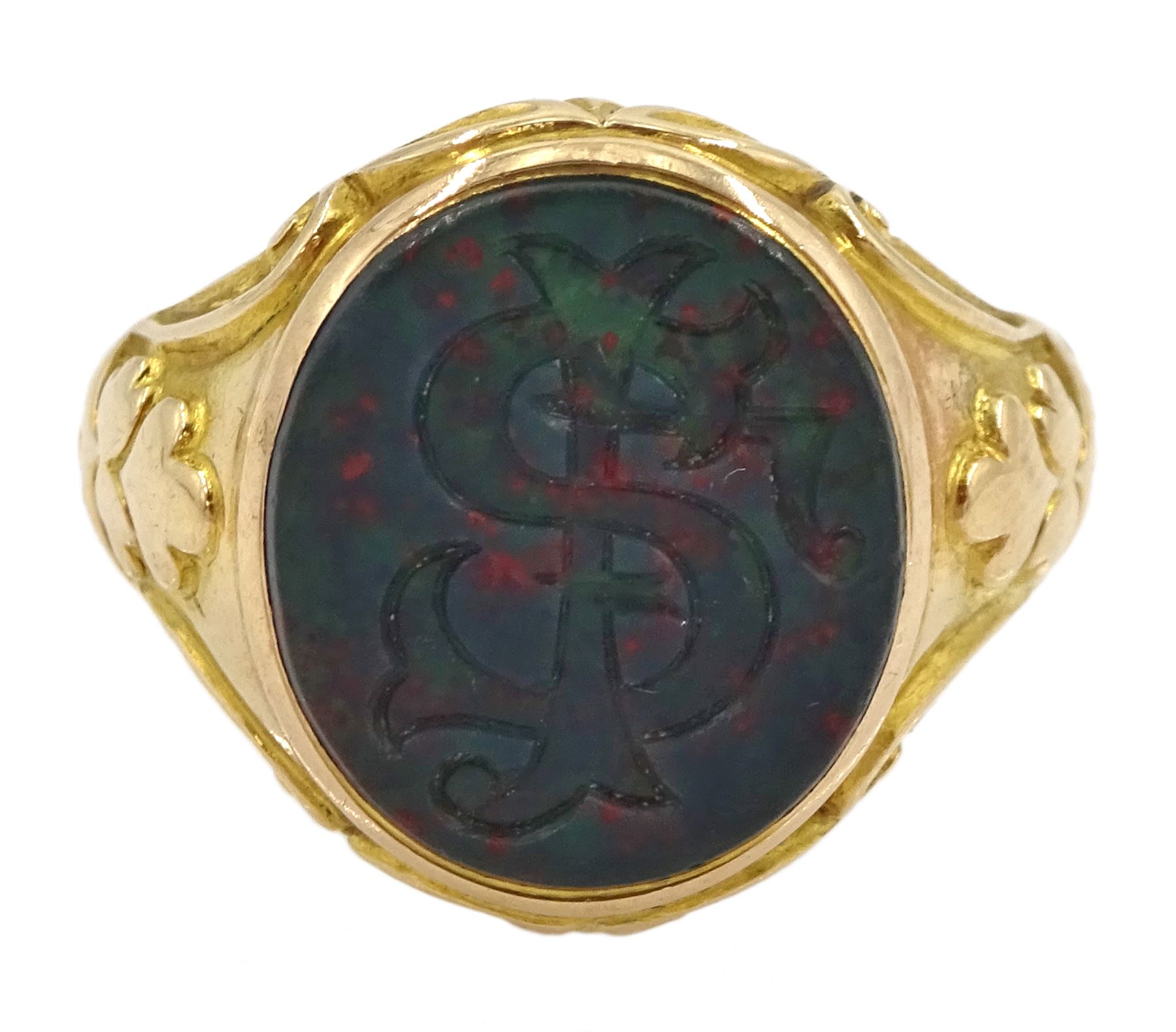 Early 20th century 15ct gold bloodstone signet ring, engraved with initials 'IS', hallmarked