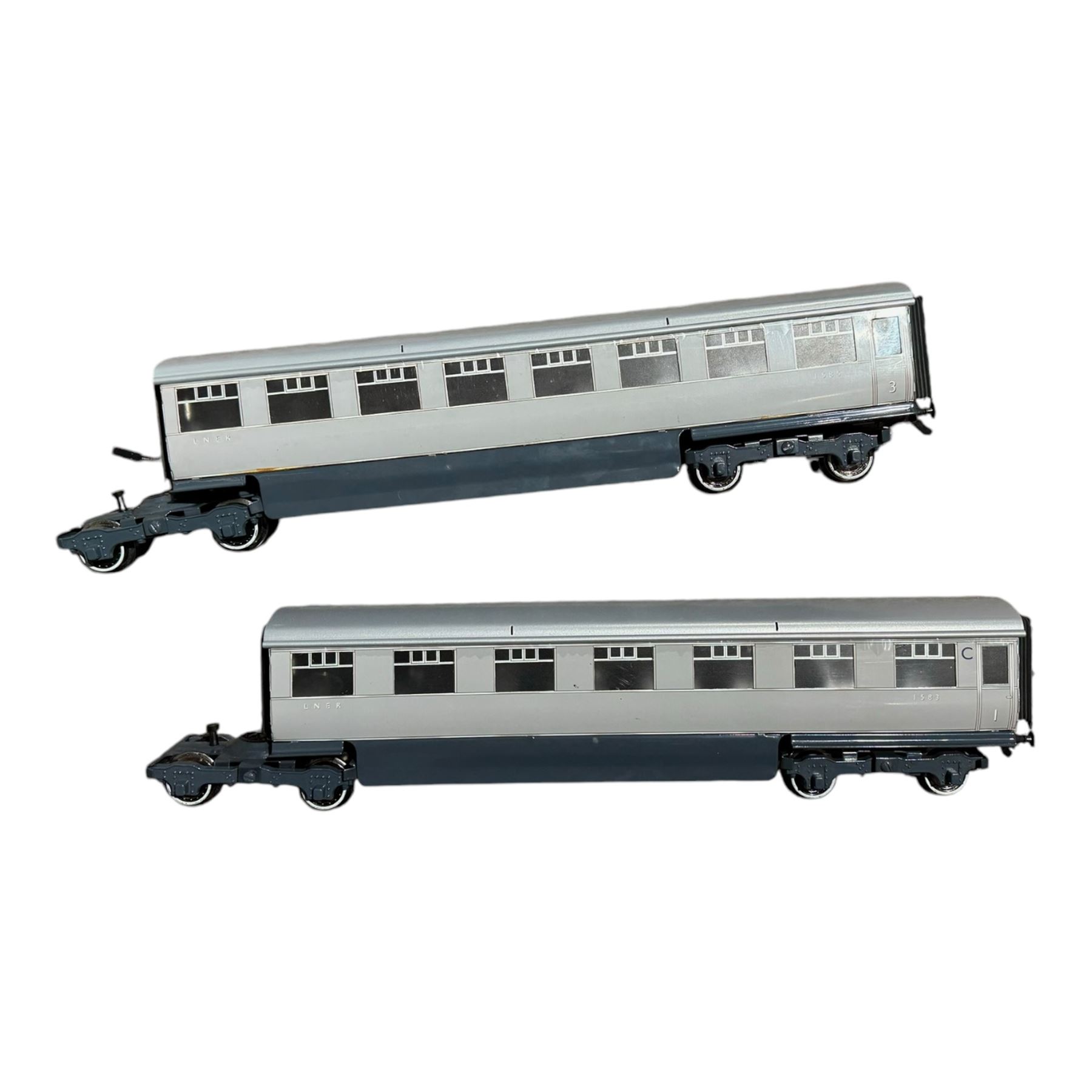 ACE Trains 0 gauge LNER Articulated 'Silver Jubilee' two coach set, boxed 