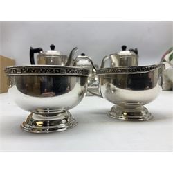 Viners of Sheffield silver-plate tea/coffee wares, the rims decorated with bands of flowers, and chased oval tray with swag decorated gallery, L39cm