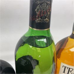 Mixed alcohol, comprising Glenfiddich special old reserve Scotch whisky, Cockburns fine ruby port and Teacher's blended Scotch whisky,  of various contents and proofs (3)