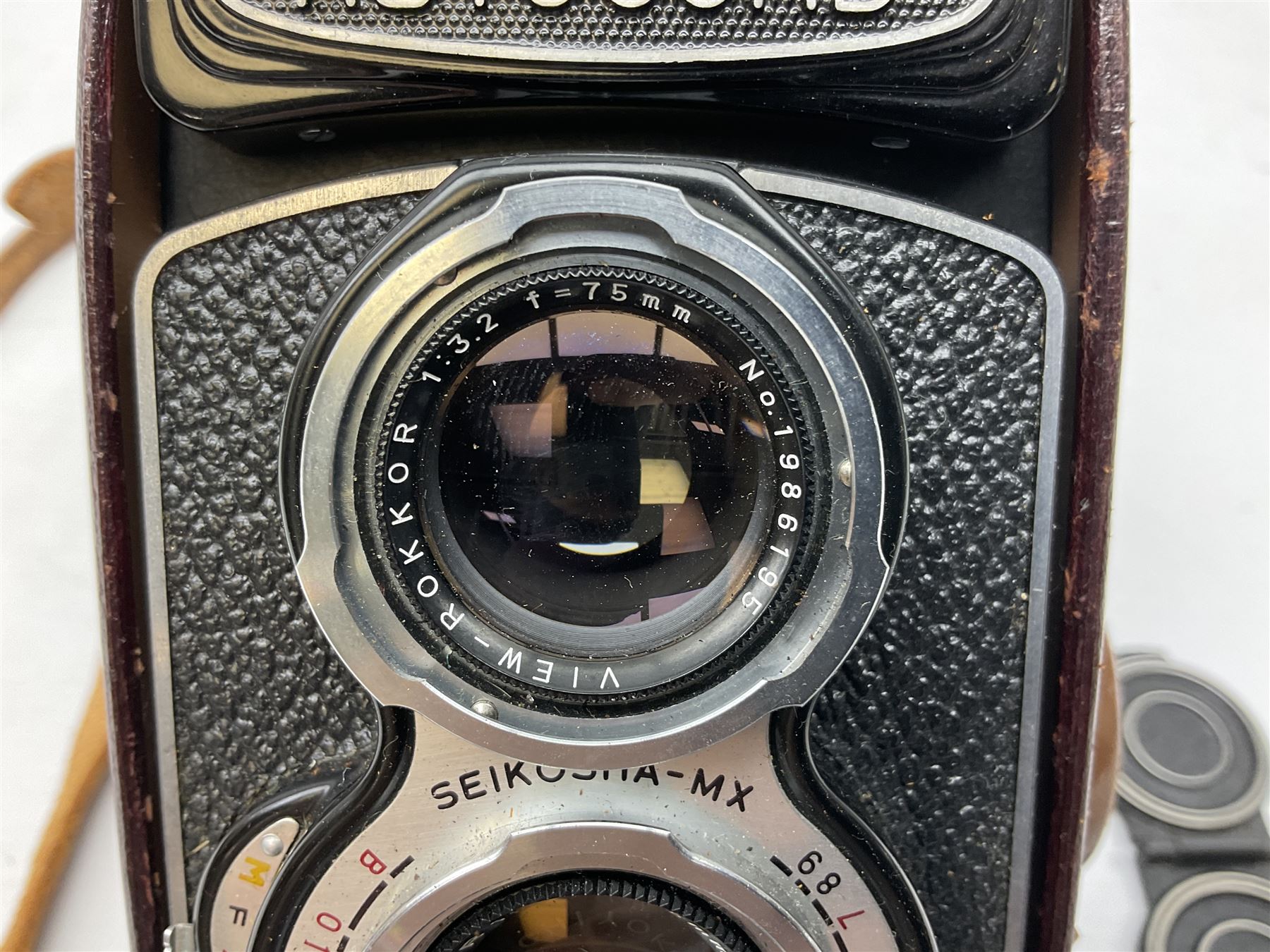 Minolta Autocord camera,serial no. 192659, 'View- Rokkor 1:32 f=75mm no.1986165' lens and 'Chiyoko Rokkor 1:3.5 f=75mm lens no.1400117' in brown leather case