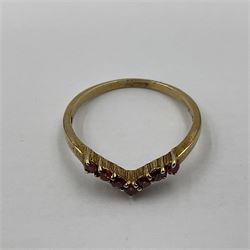 9ct gold seven stone fire opal wishbone ring, hallmarked 