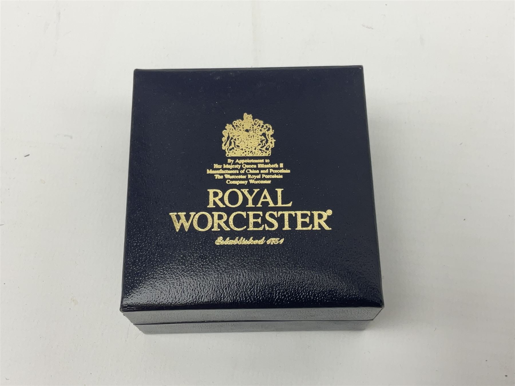 Royal Worcester porcelain pill box from The Connoisseur Collection, Flight Feathers, boxed