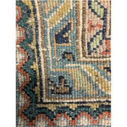 Persian Bidjar hand knotted carpet, beige and red ground