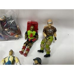 Group of twenty nine G.I.Joe 1980s mini figures, along with further unassociated miniature figures and accessories 