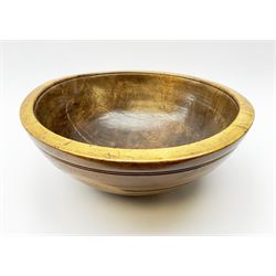 Early 19th century sycamore dairy bowl with turned banding to exterior, D37.5cm 