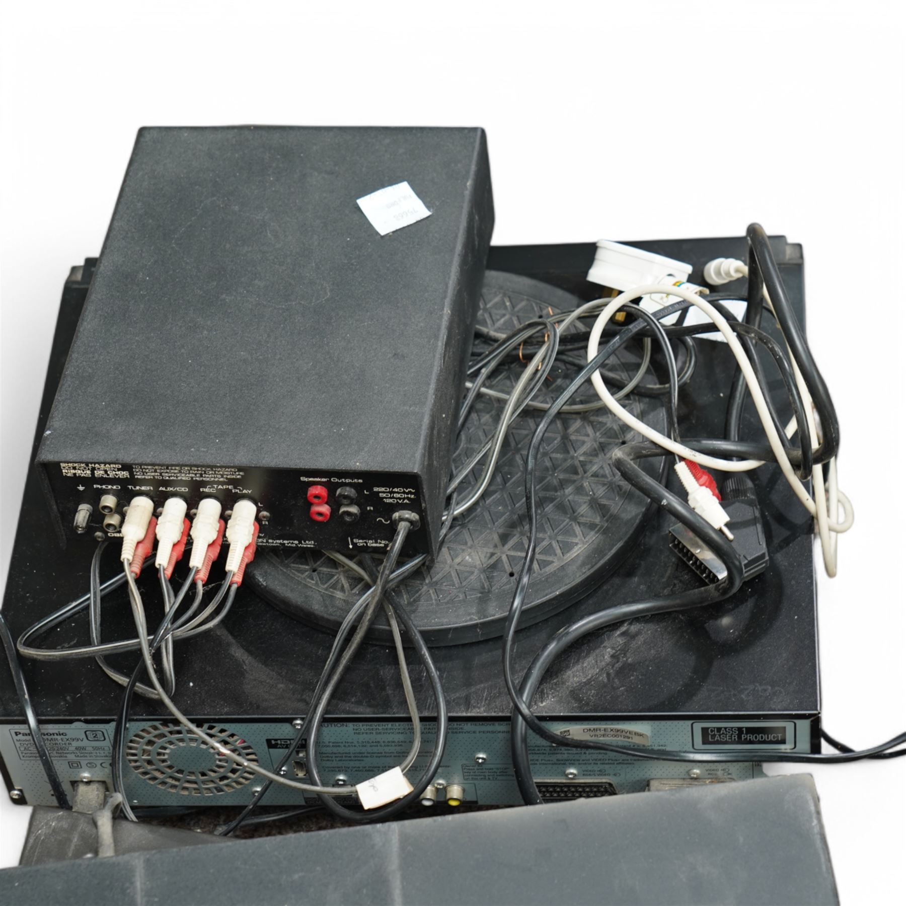 Quantity of HiFi equipment including Yamaha, Technics, etc and a number of records