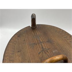 19th century Scandinavian Svepask / Tine box, the pine oval form body with notched posts and conforming lid decorated with Folk Art style pokerwork decoration and single carry handle, L38cm