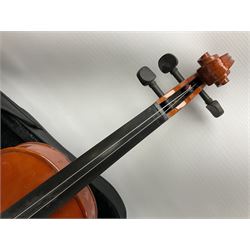 Dean small or child's size electric guitar in black, serial no.O09121956 L85cm; in gig bag; and modern student's violin with 35.5cm two-piece back in fitted carrying case with older bow (2)