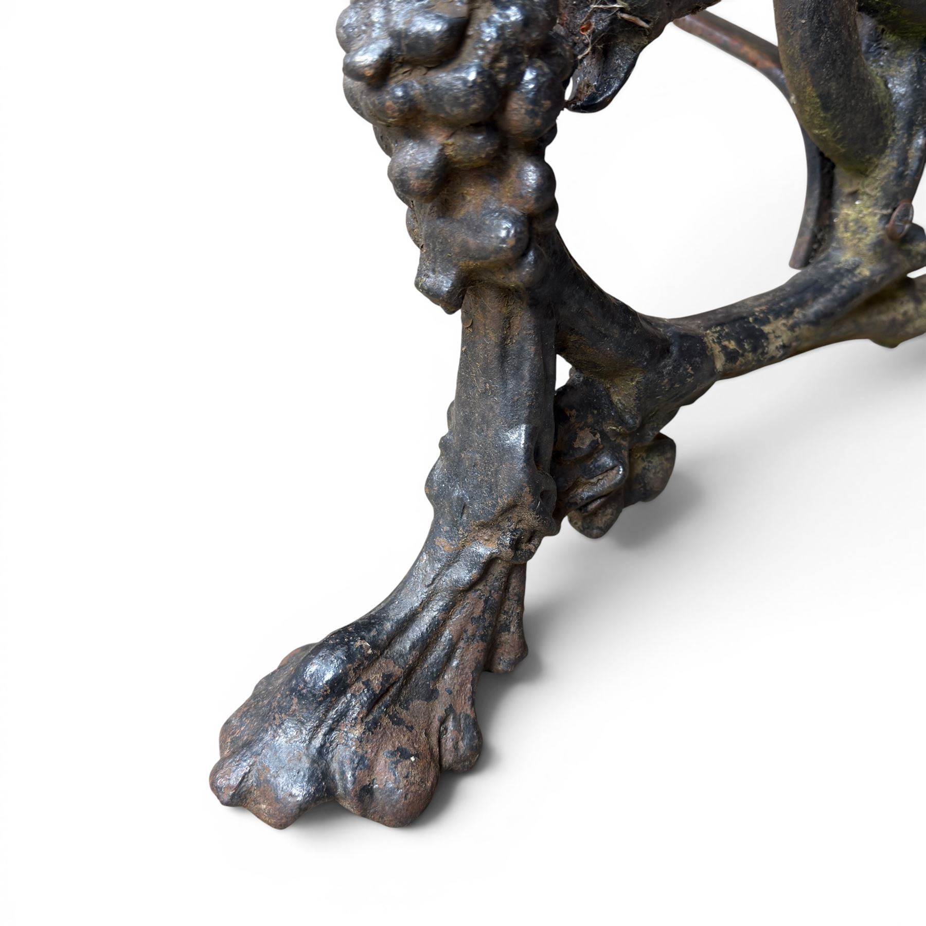 Victorian revival Coalbrookdale 'Dog and Serpent' pattern heavy cast iron garden bench, grape vine detail, joined with eight hardwood slats, finished in black paint