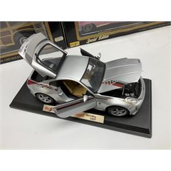 Maisto - four 1:18 scale models comprising Premier Edition Mercedes-Benz SL-Class; Special Edition Cadillac Eldorado-Biarritz (1959); Special Edition Hummer; and Special Edition 1948 Chevrolet Fleetmaster (Woody); all boxed; and Nissan 350Z S-Tune on base only (5)