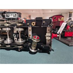 Roundhouse Gauge 1 live steam 0-6-2 tank locomotive, with two serial numbers Roundhouse 200308C and Roundhouse 270308F, in black livery 