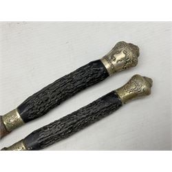 James Deakin & Sons five piece horn handled carving set, in blue velvet lined fitted case, L43cm