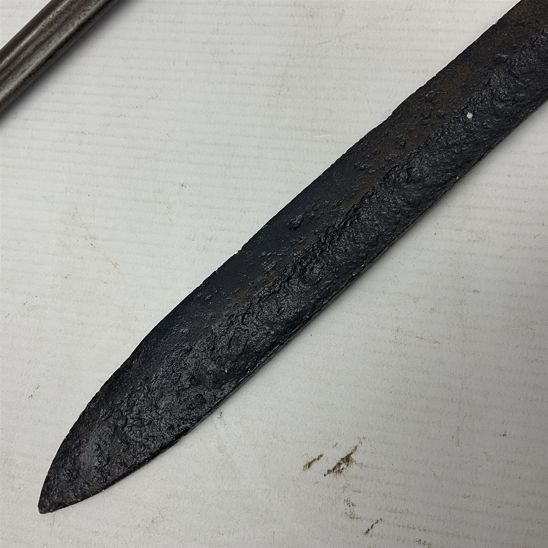 WWI Prussian S98 bayonet with 52cm fullered steel blade dated 1906 to pipeback and marked Solingen to ricasso, regimentally stamped to cross guard 56.R.11.2. for 56 Infanterie Regiment, 11 Kompanie, Waffe 2, L65cm overall; and another in battlefield relic condition (2)