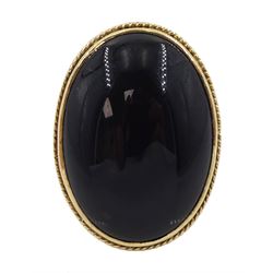 9ct gold oval black onyx ring, hallmarked
