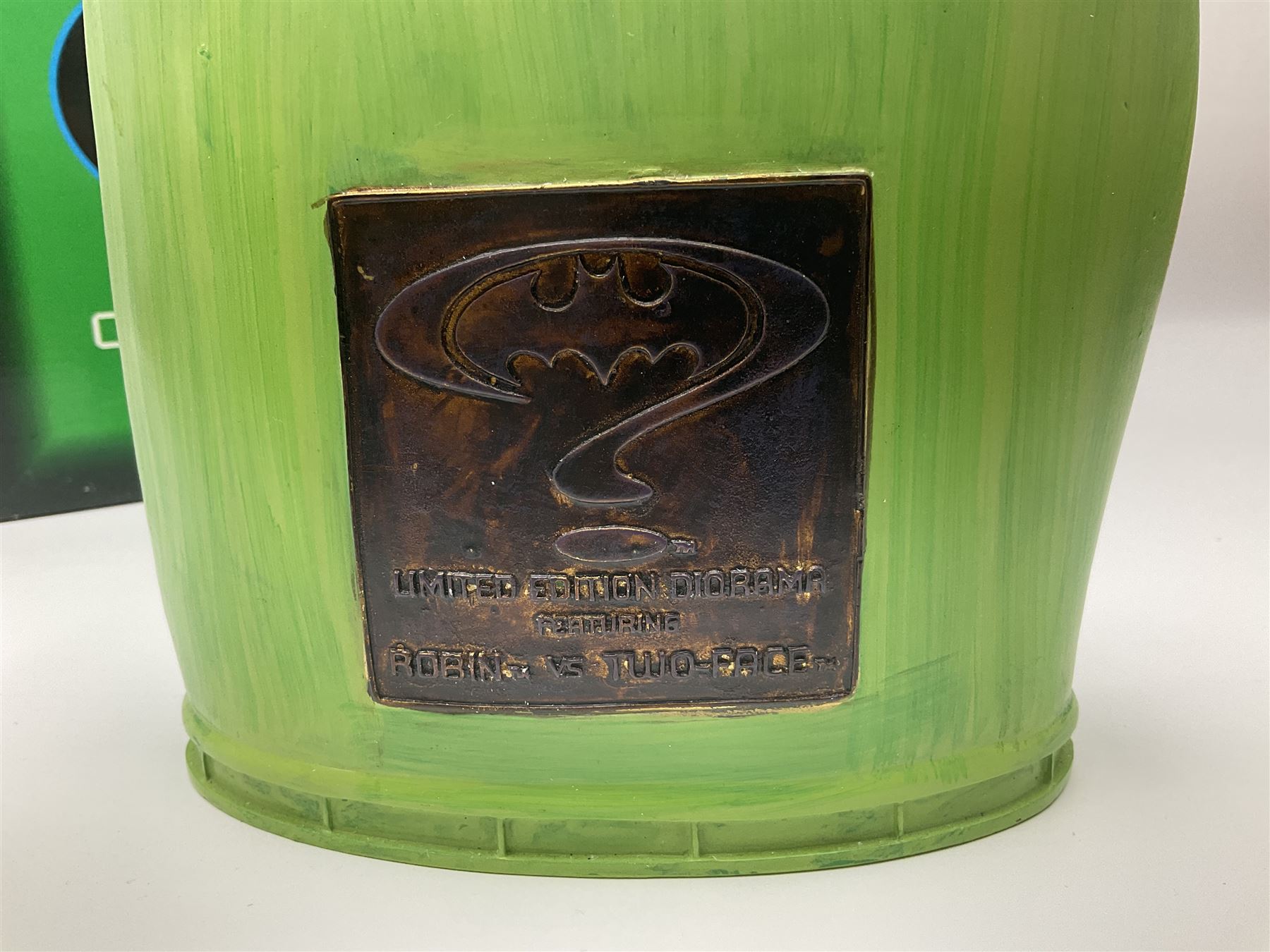 Applause Batman Forever 1995 Collector Series diorama ‘Robin vs Two-Face on Claw Island’ limited edition 3082/5000 in original box