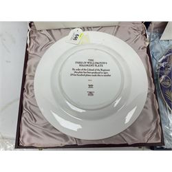 Five Spode Mulberry Hall limited edition Regimental commemorative plates - Parachute Regiment No.51/500; Gloucestershire Regiment No.38/500; Duke of Wellington's Regiment No.285/500; Royal Welch Fusiliers No.40/500; and Green Howards No.213/500; all boxed with certificates (5)