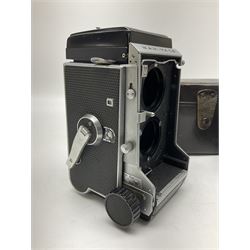 Mamiyaflex C3 TLR camera body, serial no. 2399634, with 'Mamiya Sekor 1:4.5 f=18cm' lens, serial no. 690864 and 736076