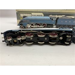 Wrenn '00' gauge - two Class A4 4-6-2 locomotives in LNER Garter Blue - 'Mallard' No.4468; and 'Sir Nigel Gresley' No.7; both boxed with instructions (2)