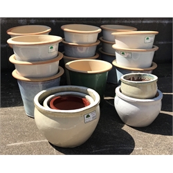  Sixteen glazed ceramic tapering flower pots and six glazed ceramic  belly pots (22)  