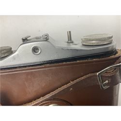 Collection of camera bodies and lenses, to include Olympus OM-1 camera body, serial no 106567, with 'Olympus OM-System F.Zuiko Auto-S 1:1.8 f=50mm' lens, serial no 135097,  Zenit-B camera body, serial no 71017867, with 'Helios-44-2 2/58' serial no 7500040, Voigtlander Vito B camera body, with 'Voigtlander Colour Skopar 1:2.8/50' lens, 'Olympus OM-System Zuiko Auto-Zoom 1:4 f=75-150mm' lens serial no 104321, 'Tamron SP 35-210mm 1:3.5-4.2' lens etc 