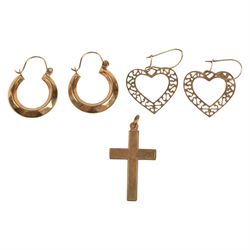 9ct gold jewellery, including pair of heart pendant earrings, pair of hoop earrings and a ...