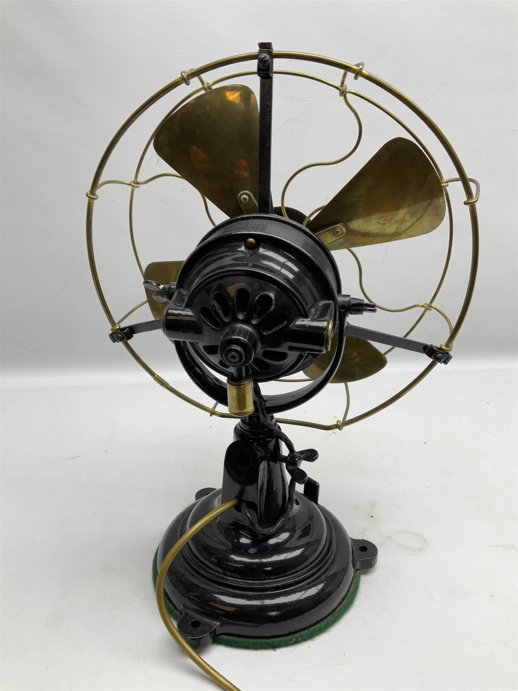 Art Deco cast iron and brass GEC electric table fan, no 214310, H40cm
