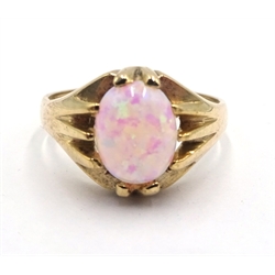  9ct gold single stone oval opal ring, hallmarked   