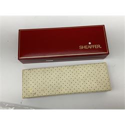 Six fountain pens with gold nibs to include Sheaffer, Macniven & Cameron Ltd and Conway examples, together with four other fountain pens including a boxed Parker pen and a boxed Sheaffer pen in black case with chevron pattern detail