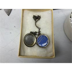 Quantity of assorted Vintage and later costume jeweller, together with a silver pendant stamped Sterling Silver, in one box 
