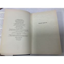 Collection of books by Terry Pratchett, of mostly Discworld interest, to include hardback edition of Going Postal, and further books such as Men at Arms, Sourcery, Small Gods etc 