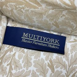 Multi-York - two-seat traditionally shaped sofa, upholstered in oak leaf and acorn patterned fabric