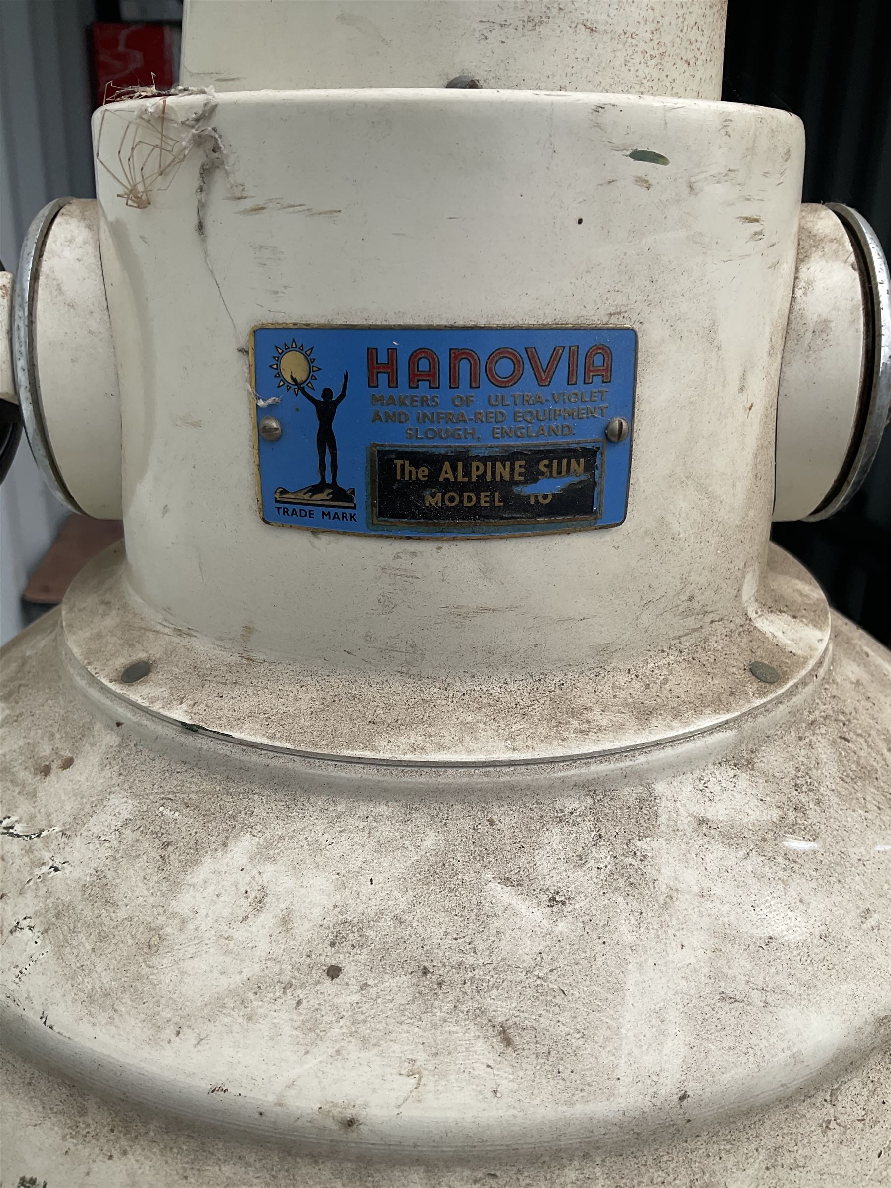 Hanovia Alpine Sun vintage Medical lamp - THIS LOT IS TO BE COLLECTED BY APPOINTMENT FROM DUGGLEBY STORAGE, GREAT HILL, EASTFIELD, SCARBOROUGH, YO11 3TX