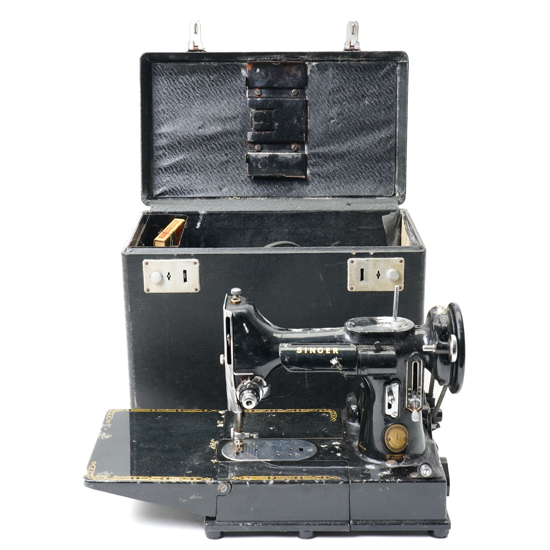 Singer model 222K Featherweight convertible sewing machine, cased with pedal and various accessories