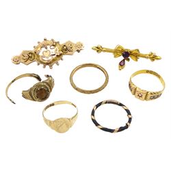 Edwardian gold amethyst blow brooch, gold signet ring, wedding band, elephant hair ring and brooch, all 9ct, and a Victorian 15ct gold ring, Birmingham 1893