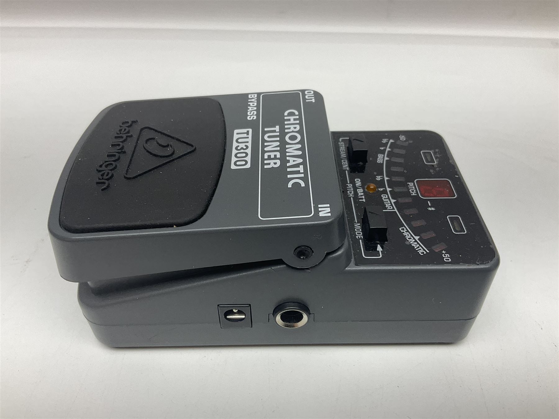 Dunlop Volume Pedal, Morley Pro Series Volume pedal, Behringer TU300 Chromatic Tuner, Sealey Digital multimeter etc; in Antler carrying case