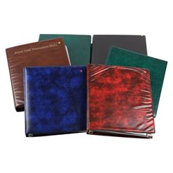 Queen Elizabeth II mint decimal stamps, mostly in presentation packs, housed in six ring b...