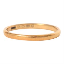 22ct gold wedding band, hallmarked 