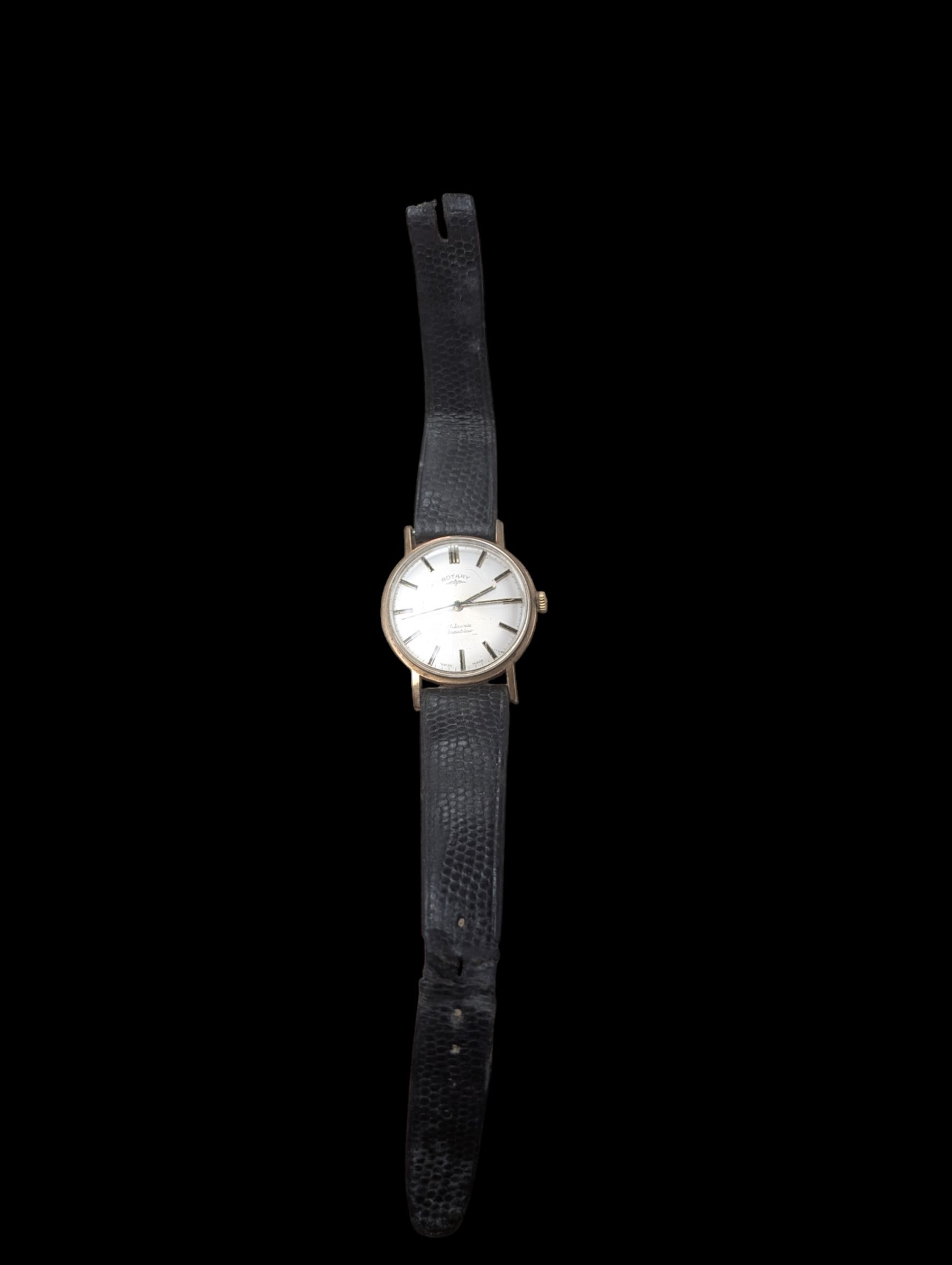 Rotary gentleman's 9ct gold manual wind presentation wristwatch, hallmarked, on black leather strap