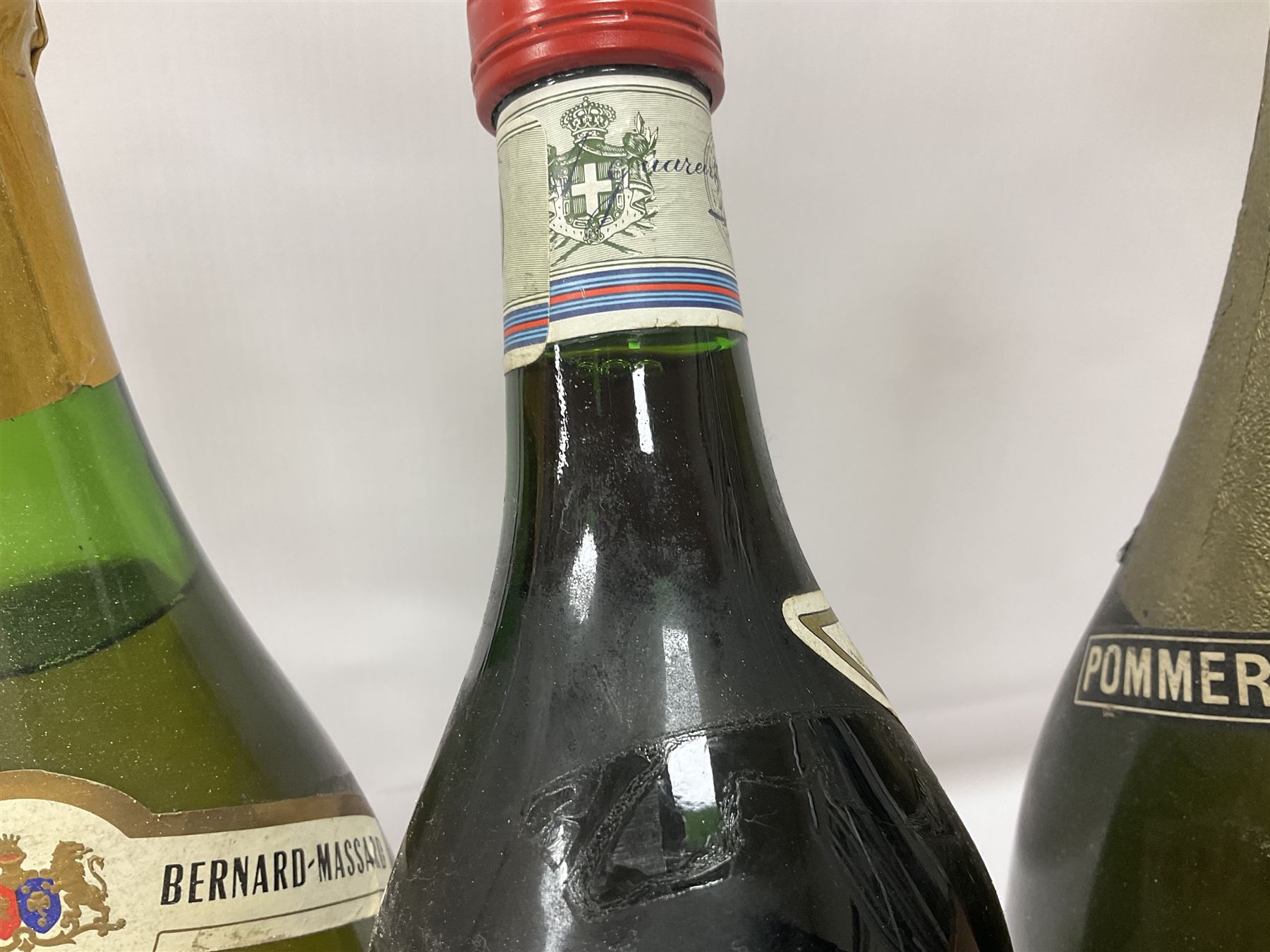 Vintage bottle of Martini Ross 14.7%, 75cl, Monte Christo Cream Sherry, Clubland White Port, wine etc (8)