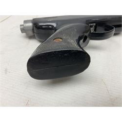 Italian RO72 .177 target air pistol with break barrel action, shaped and chequered grips L32cm