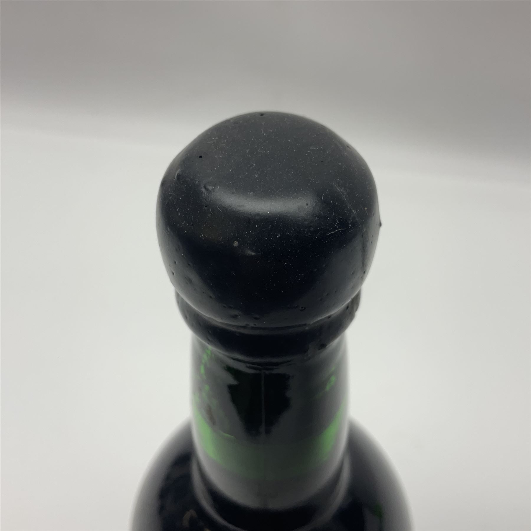 Quinta Do Noval, 1970 vintage port, unknown contents and proof 