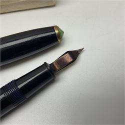 Ten fountain pens, to include Conway Stewart Dinkie 550 marbleised pen with 14ct gold nib, Conway Stewart Shorthand with 14ct gold nib, boxed, Marksman, Parket etc 