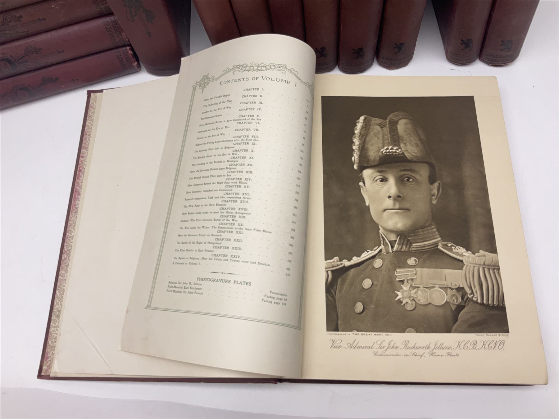 Wilson H.W. (Ed.): The Great War. The Standard History of the All-Europe Conflict. 1914-1919 Amalgamated Press. Uniformly bound in maroon/black cloth; and The War Illustrated. Seven bound volumes (Ex.8) 1914-1919. (20)