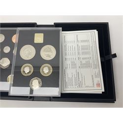 The Royal Mint United Kingdom 2015 proof coin set collector edition, cased with certificate