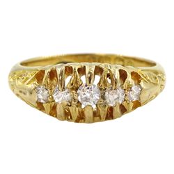 Edwardian 18ct gold five stone graduating diamond ring, Birmingham 1901